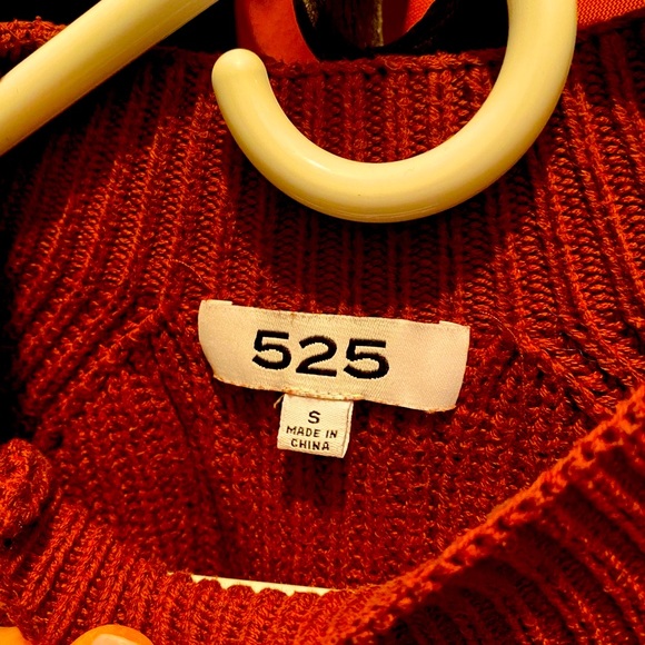 525 America Balloon Sleeve Sweater Pullover in Cinnamon, size Small. - Picture 4 of 4